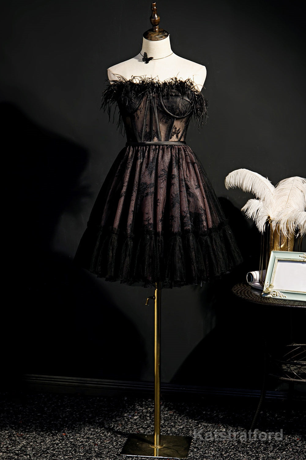Cute Strapless Black Tulle Short Homecoming Dresses