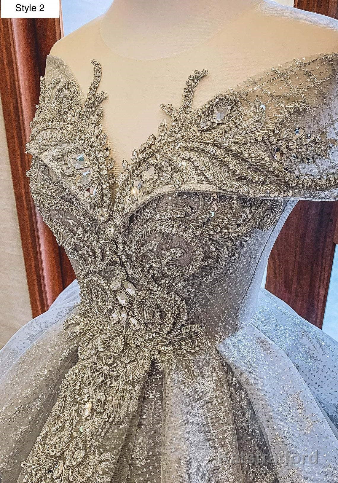 Modern Sparkly Grey Silver Long Or Cap Sleeves Ball Gown Wedding Prom Dress With Glitter Tulle