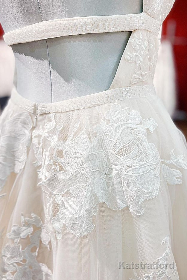 Elegant Long Princess V-neck Tulle Backless Wedding Dress with Lace