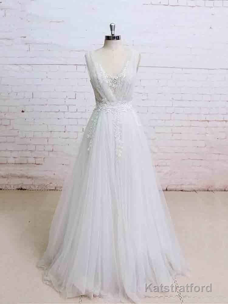 Glamorous Long A-line V-Neck Backless Tulle Wedding Dresses