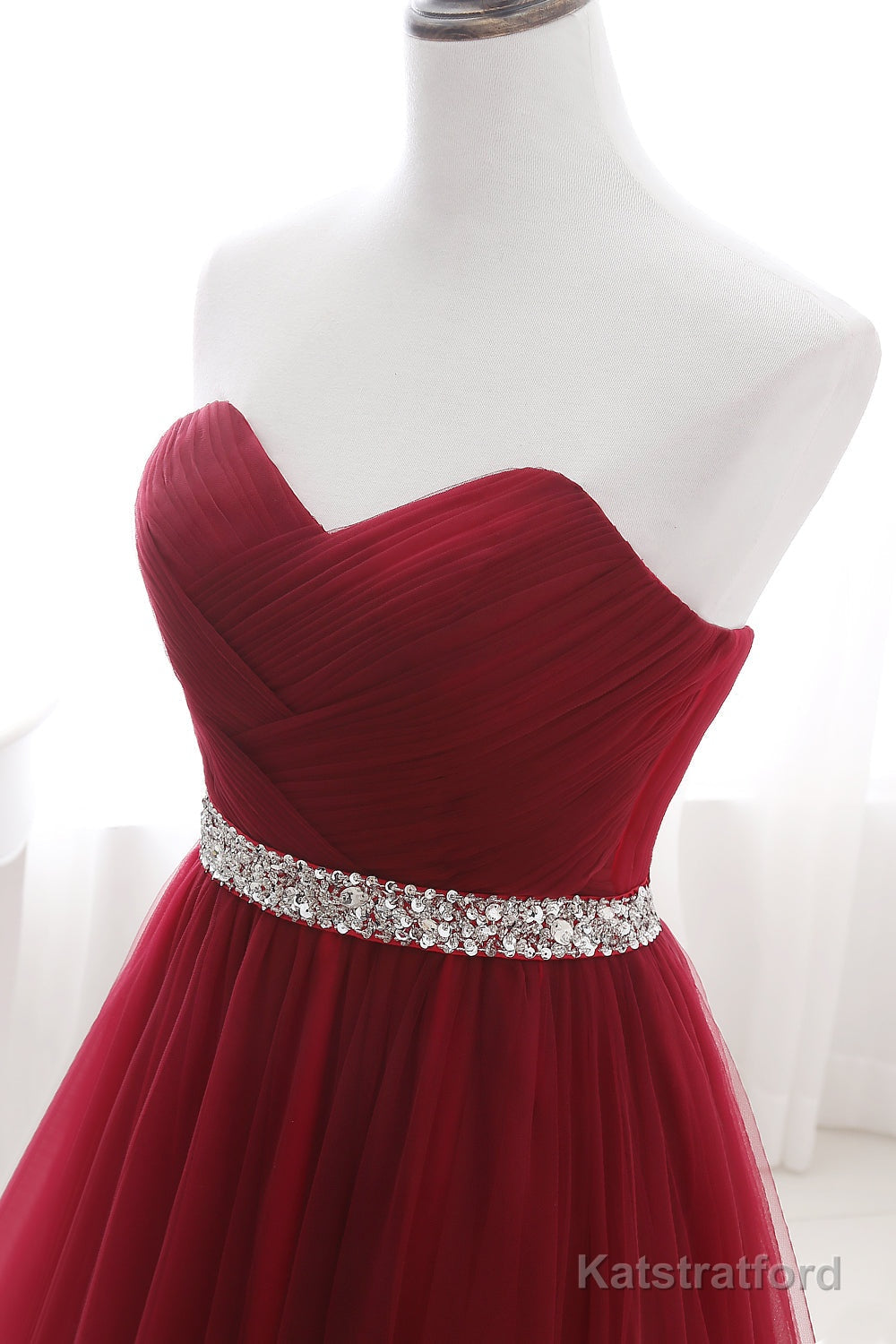 Gorgeous Burgundy Sweetheart Long Prom Dress Tulle Crystal Evening Gown