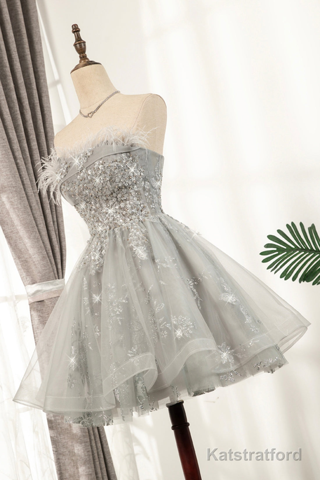 Gray Strapless Tulle Short Prom Dress with Sequins, Cute A-Line Party Dress