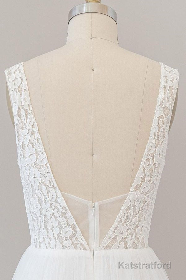 Long A-line Open Back V-neck Lace Tulle Wedding Dress