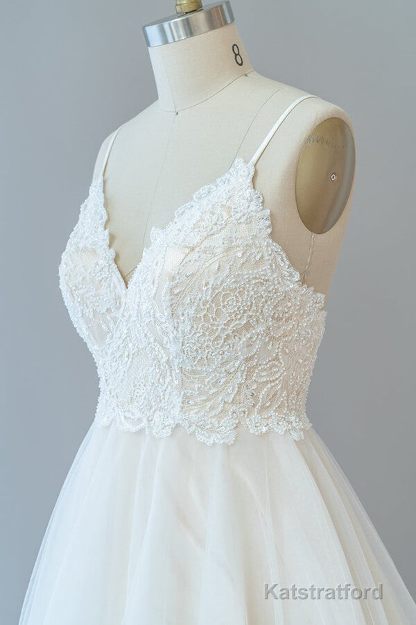 Long A-line Spaghetti Strap Lace Tulle Backless Wedding Dress