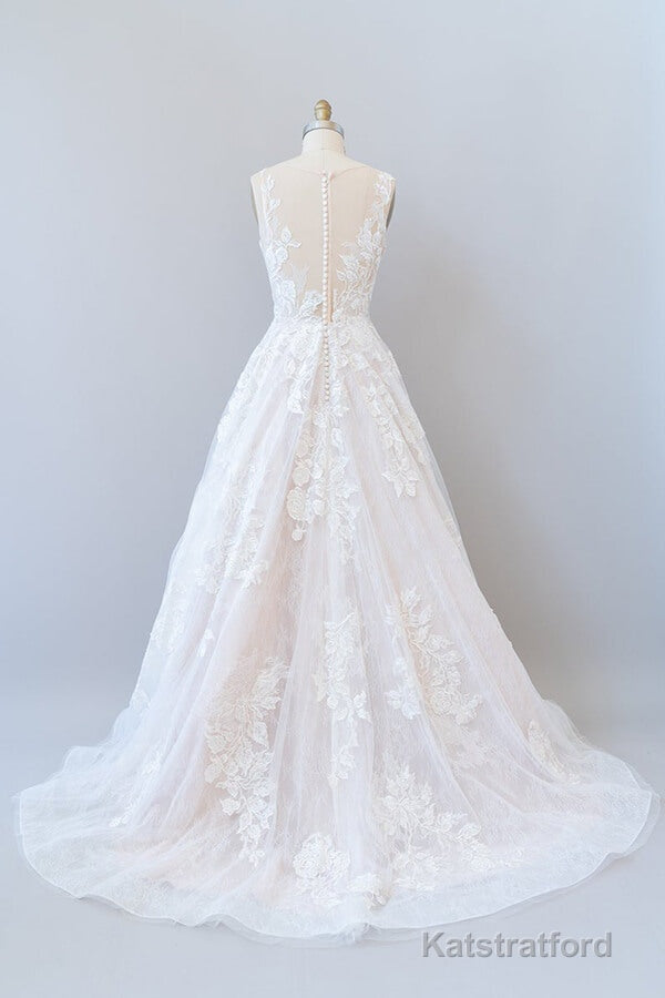 Long A-line Sweetheart Appliques Lace Tulle Wedding Dress