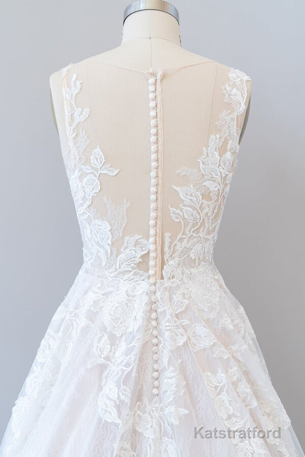 Long A-line Sweetheart Appliques Lace Tulle Wedding Dress