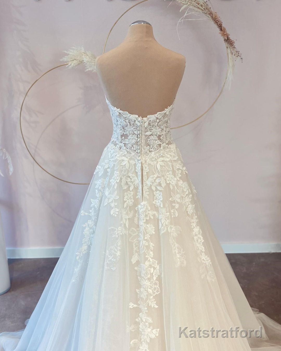 Long A-line Sweetheart Tulle Wedding Dress with Lace