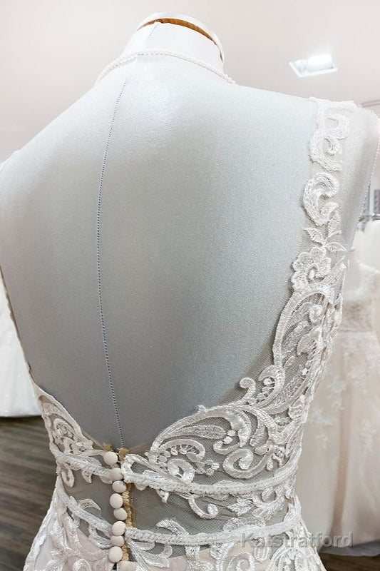 Long Mermaid Tulle Sleeveless Lace Backless Wedding Dress