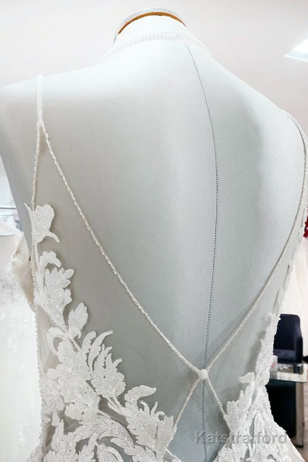 Long Princess Tulle V Neck Sequins Lace Appliques Wedding Dress