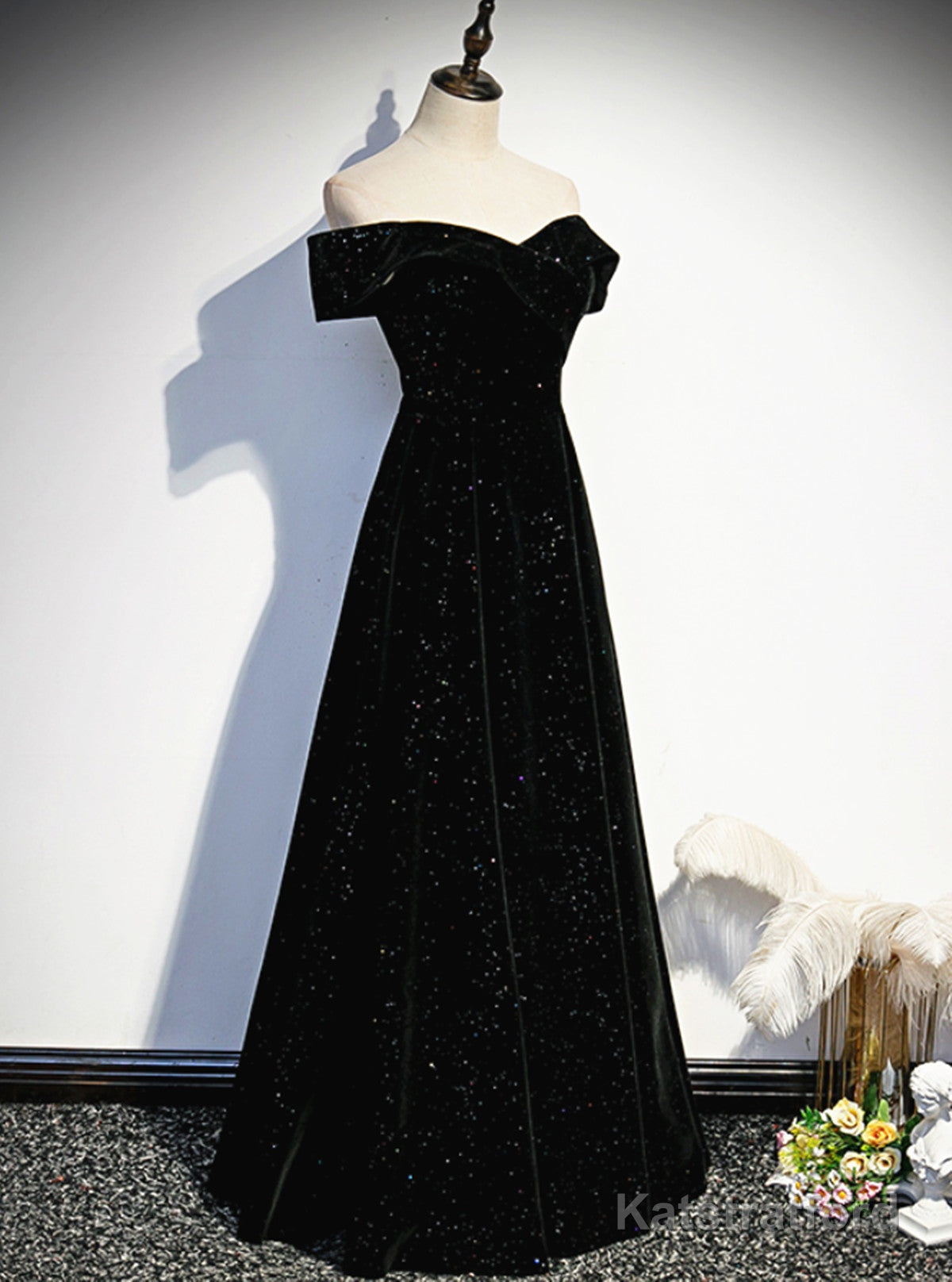 Simple Black Sweetheart Off Shoulder Long Velvet Prom Dress, Black Evening Dress