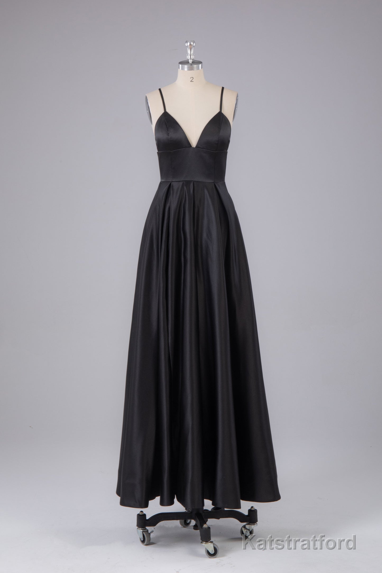 Elegant A Line Satin Spaghetti Straps Long Prom Dress