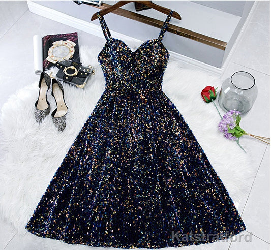 Glitter Spaghetti Straps Cute Short Prom Dresseses Tight Tea Length Homecoming Dresses