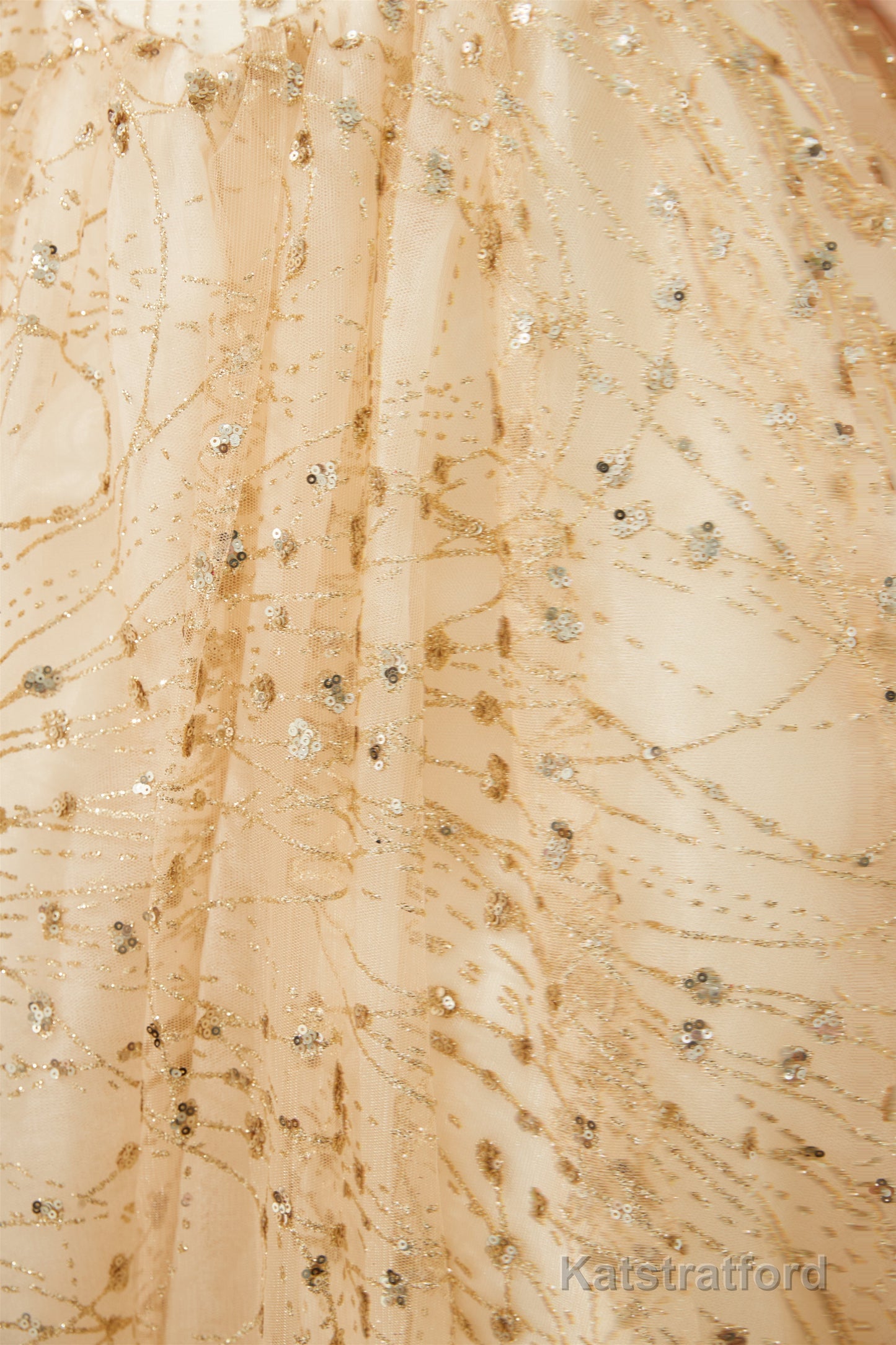 Champagne Gold Off-the-Shoulder Tulle Ball Gown Sequins Princess Prom Dresses for Girls