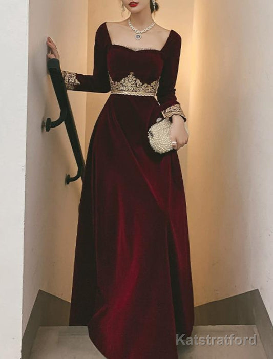A-Line Prom Black Dress Vintage Dress Party Wear Floor Length Long Sleeve Scoop Neck Fall Wedding Guest Velvet with Appliques Dress To Impress