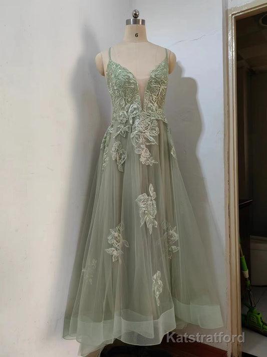 Dusty Sage Prom Dress Plunging V Neck Appliques Lace-Up A-line Long Evening Gown
