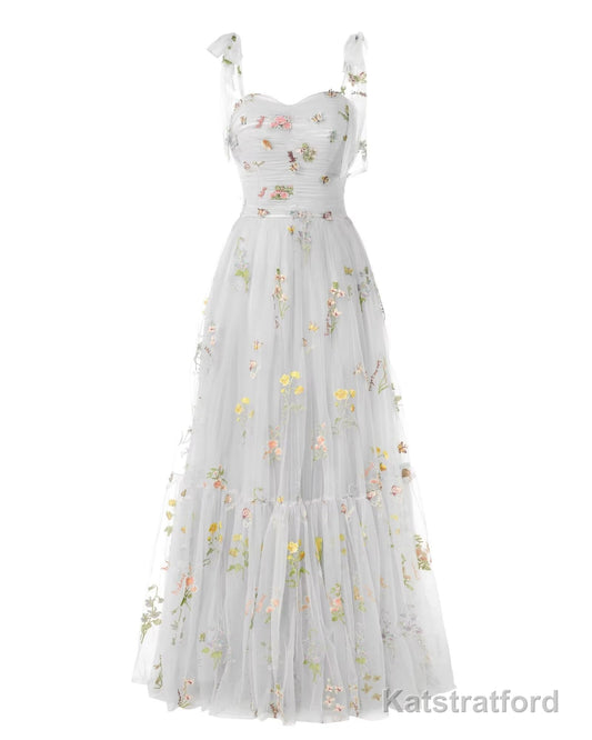 Elegant Embroidery White Prom Dresses Sweetheart Spaghetti Straps A Line Party Dress Long Simple Formal Dress