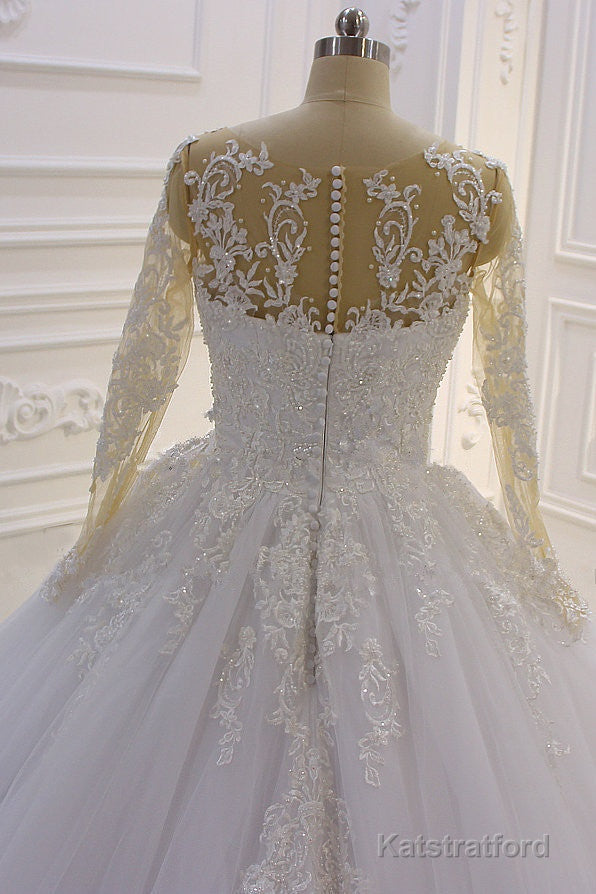 Gorgeous Long A-Line Bateau Pearl Tulle Appliques Lace Wedding Dress with Sleeves