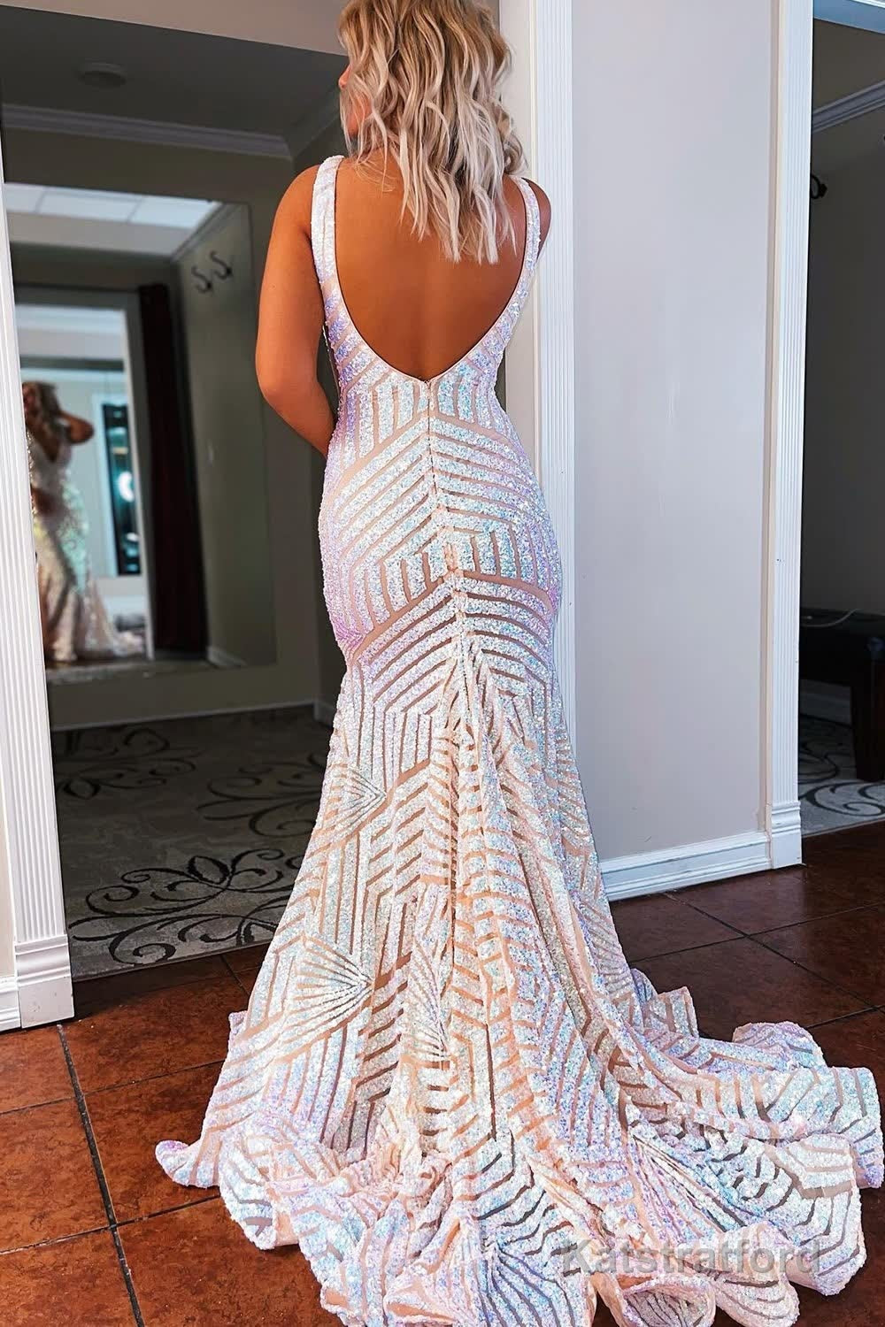 Red Sparkly Deep V Neck Sequin Mermaid Prom Dress