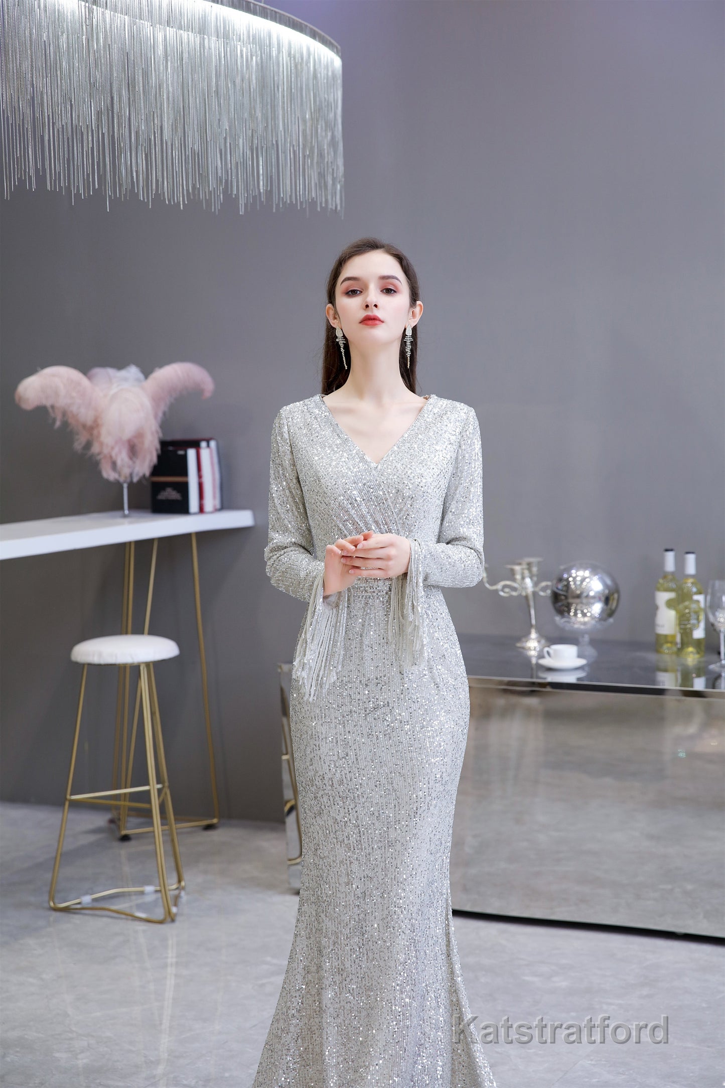 Long Sleeve V Neck Floor Length Crystal Beaded Sequins Mermaid Prom Dresses